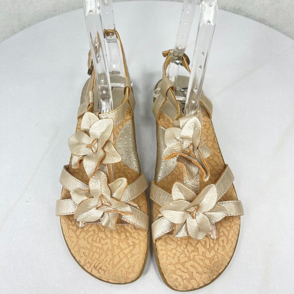B.O.C. Womens Gold Leather Floral Sandals Adjustable Ankle Strap - Picture 2 of 9